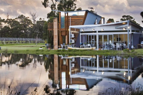 Bettenays Margaret River - Hotel QLD 1
