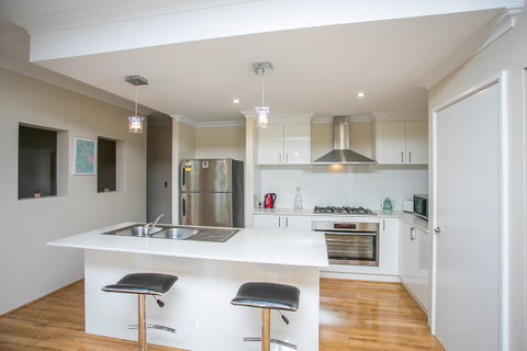 Indian Ocean Retreat - Hotel QLD 23