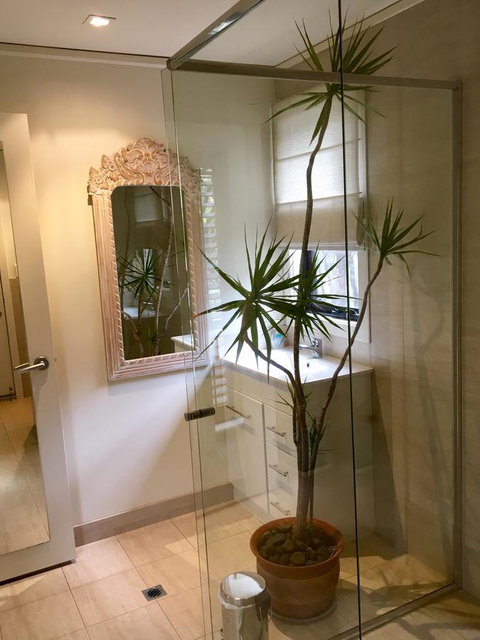 DESIGNER'S STUDIO - Hotel QLD 14
