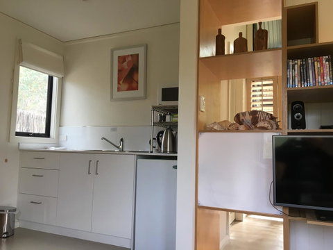 DESIGNER'S STUDIO - Hotel QLD 6
