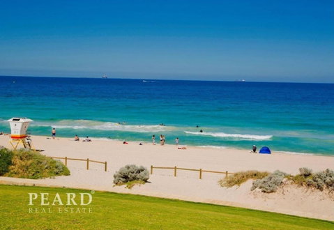 Scarborough Beach, Perth - Sun & Surf Villa - Hotel QLD 0