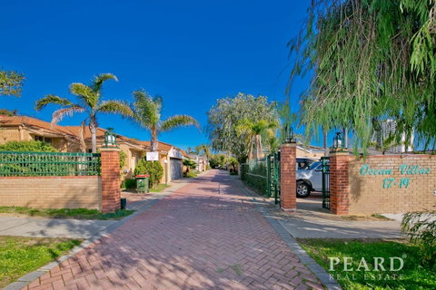 Scarborough Beach, Perth - Sun & Surf Villa - Hotel QLD 36