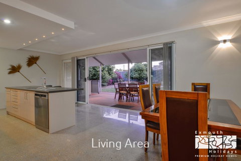 13 Learmonth Street - Close To Town Centre - Hotel QLD 5