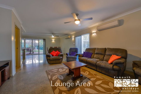13 Learmonth Street - Close To Town Centre - Hotel QLD 2