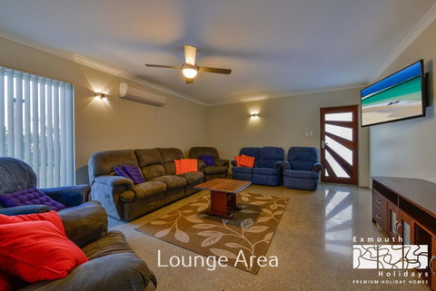 13 Learmonth Street - Close To Town Centre - Hotel QLD 1