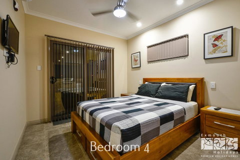 7 Kestrel Place - Hotel QLD 15