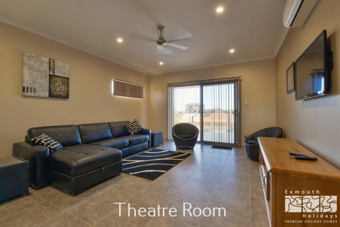 7 Kestrel Place - Hotel QLD 8