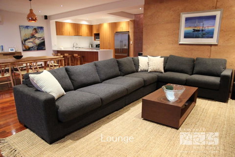 31 Inggarda Lane - Hotel QLD 3