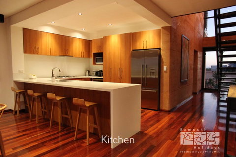 31 Inggarda Lane - Hotel QLD 6