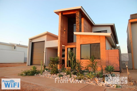 31 Inggarda Lane - Hotel QLD 0