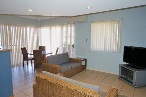 Osprey Holiday Village Unit 122 2 Bedroom - Hotel QLD 3