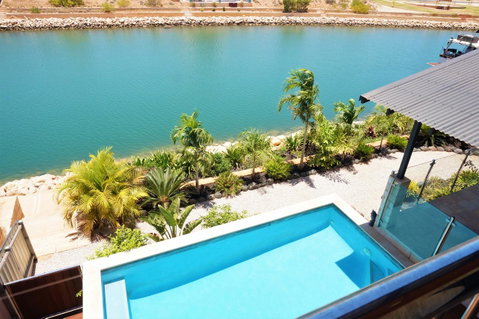 27 Corella Court - Hotel QLD 27