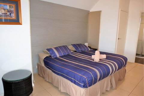 Osprey Holiday Village Unit 203 1 Bedroom - Hotel QLD 3
