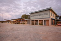 Book Eucla Accommodation Vacations Hotel QLD Hotel QLD