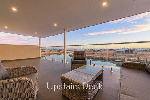 32 Corella Court - Hotel QLD 18