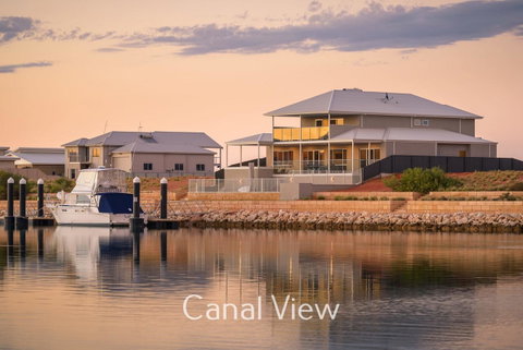 32 Corella Court - Hotel QLD 22
