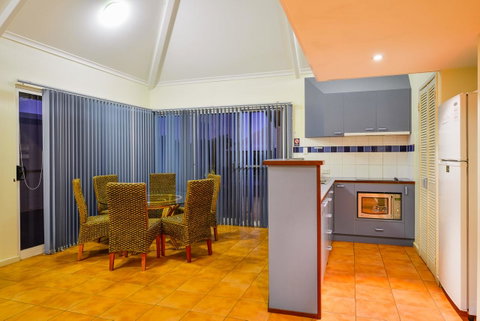 Osprey Holiday Village Unit 119 - Hotel QLD 4