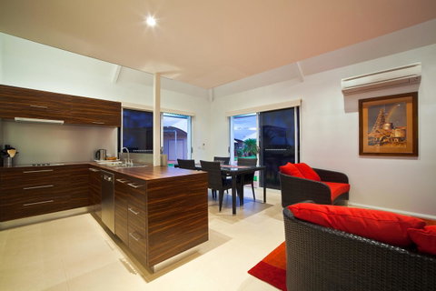 Osprey Holiday Village Unit 103 2 Bedroom - Hotel QLD 4