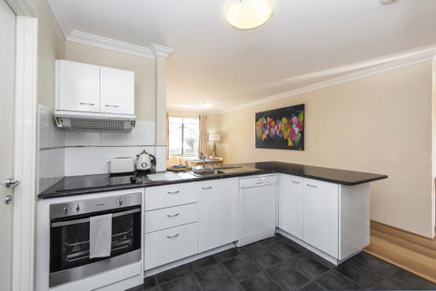 Subiaco Village - 34 - Hotel QLD 3