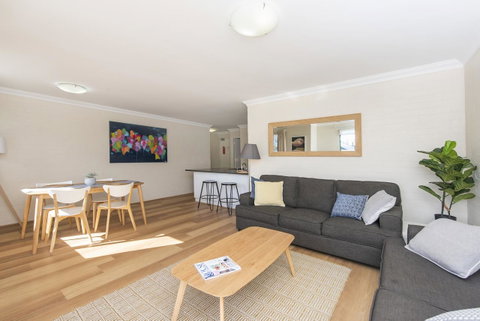 Subiaco Village - 34 - Hotel QLD 2