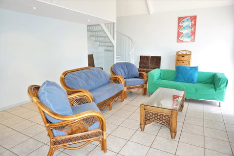 Osprey Holiday Village Unit 120 - Plenty Of Room For A Large Family - Hotel QLD 4