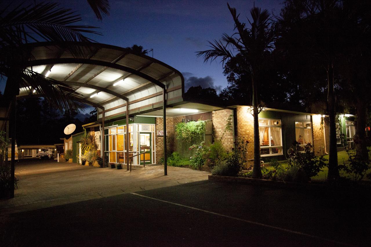 Quinninup WA Hotel QLD