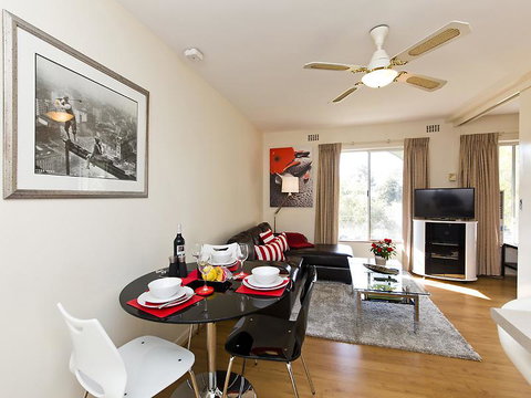 Style In Subiaco - Hotel QLD 7