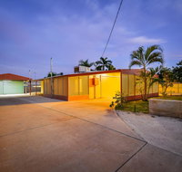30 Kennedy Street - Hotel QLD