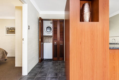Subiaco Village 18 - Hotel QLD 8