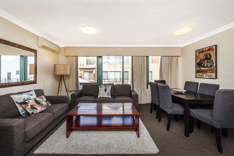 Subiaco Village 18 - Hotel QLD 0