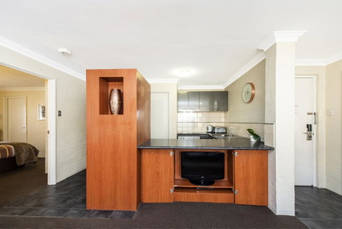 Subiaco Village 18 - Hotel QLD 7