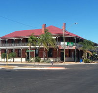 The Palace Hotel - Hotel QLD