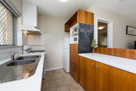 Townshend Rd - Hotel QLD 42