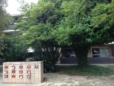 Townshend Rd - Hotel QLD 29