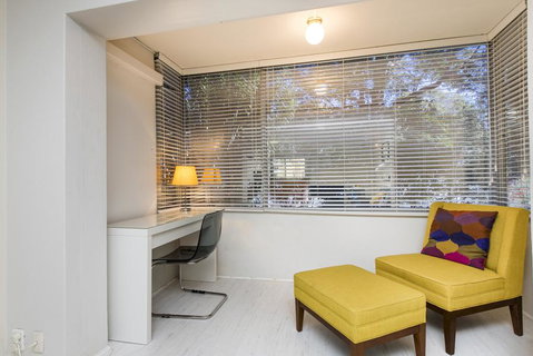 Townshend Rd - Hotel QLD 36