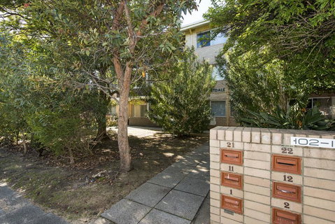 Townshend Rd - Hotel QLD 30