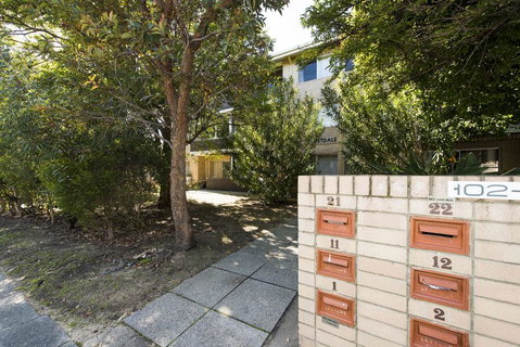 Townshend Rd - Hotel QLD 31