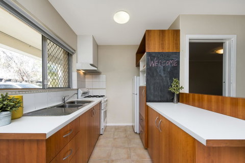 Townshend Rd - Hotel QLD 11