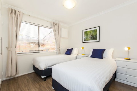Forrest St - Hotel QLD 14