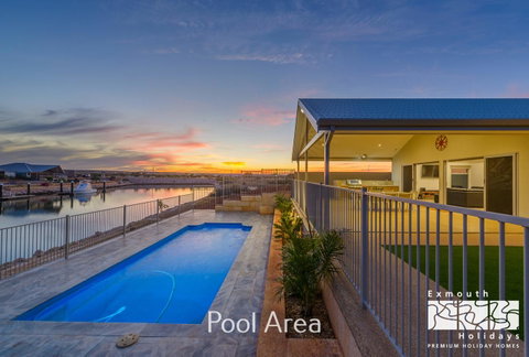 20 Madaffari Drive - Hotel QLD 18