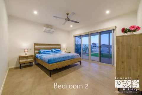 20 Madaffari Drive - Hotel QLD 11