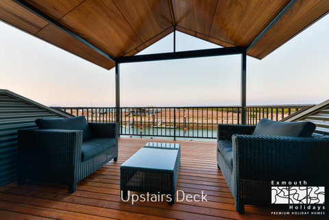 8 Kestrel Place - PRIVATE JETTY & POOL - Hotel QLD 9