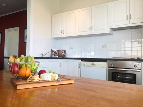 Stanley Hotel & Apartments - Hotel QLD 17
