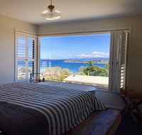 Couples getaway on Bruny Island - Hotel QLD