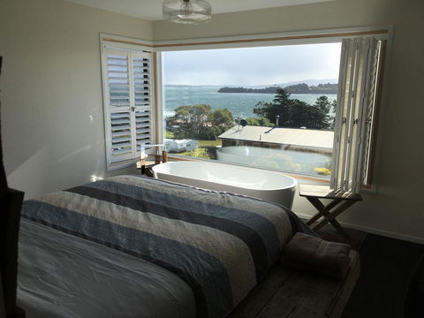 Couples Getaway On Bruny Island - Hotel QLD 5