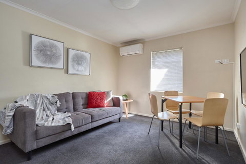 Elphin Serviced Apartments - Hotel QLD 10