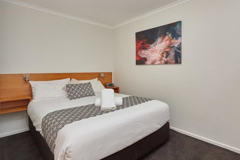 Elphin Serviced Apartments - Hotel QLD 2