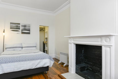 Trinity Hill Apartments - Hotel QLD 3
