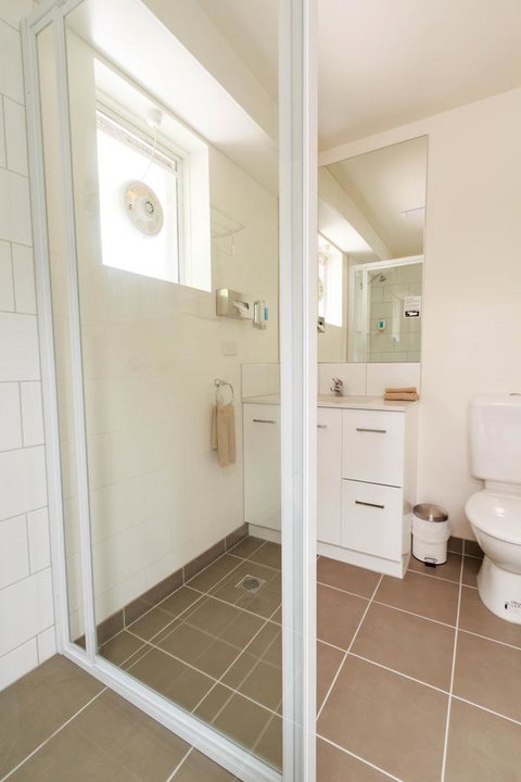 Adina Place Motel Apartments - Hotel QLD 3