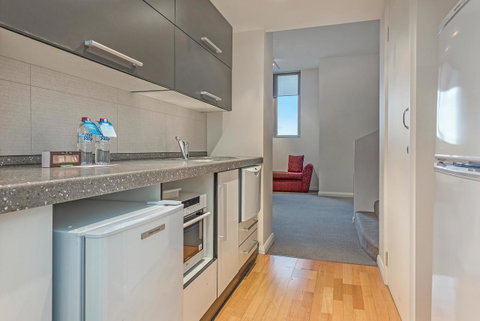 Mantra One Sandy Bay Road - Hotel QLD 5